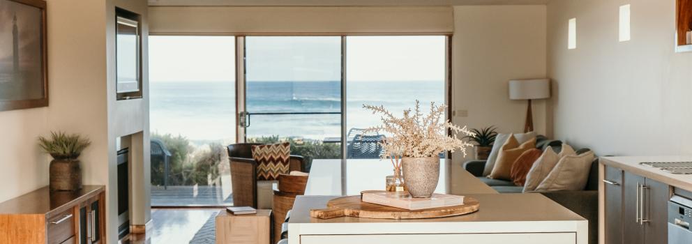 Mid Week Escape -Save 20% @ Hearns Beachside Villas